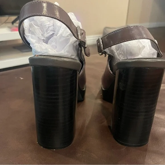 Jeffrey Campbell Never Been Worn Roxanna Slingback Platform Pump - Picture 2 of 13